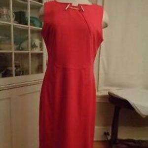 Hot Magenta Crepe Sheath Dress{IvankaTrump}sz8
